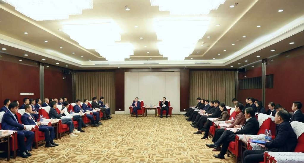 座談會(huì).jpg 座談會(huì).jpg